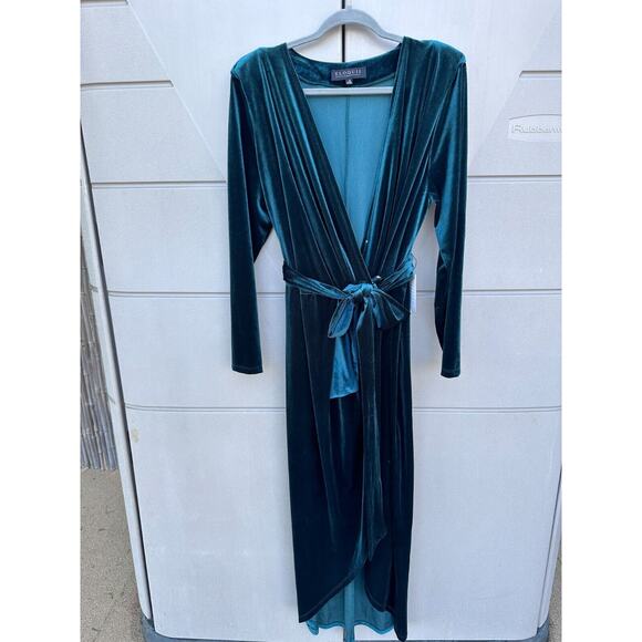 NWT Eloquii Velvet Cocktail Wrap Dress With Tie Hi Low Hem Emerald Green Size 20 - Picture 6 of 13